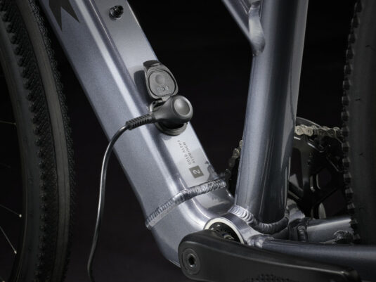 Trek Dual Sport+ 2 Stagger Electric Bike - Glactic Grey - Image 2