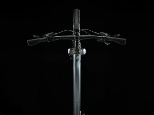 Trek Dual Sport+ 2 Stagger Electric Bike - Glactic Grey - Image 3
