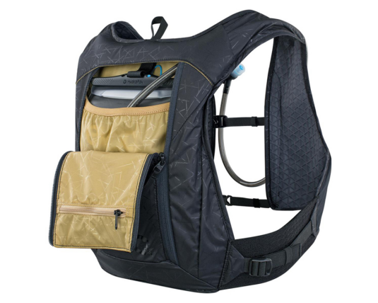 EVOC Hydro Pro 1.5 Hydration Pack + 1.5L Bladder - Image 7