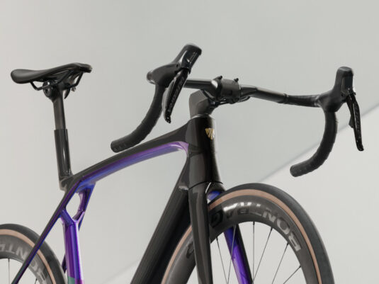 Trek Madone SL 7 Gen 8 - Dark Star - Image 3